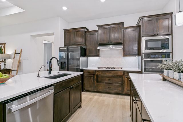 216 BIG SKY Circle, Northlake, TX 76226