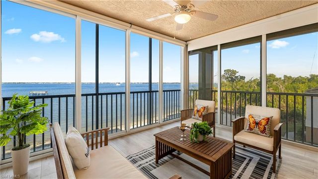 14811 Laguna DR # 202, Fort Myers, FL 33908