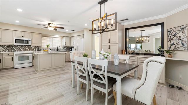 14811 Laguna DR # 202, Fort Myers, FL 33908