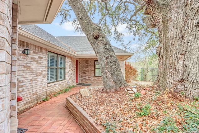 738 Cedar, Seguin, TX 78155