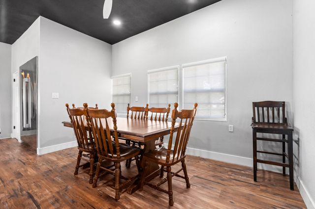 1504 Maple Street, Irving, TX 75060