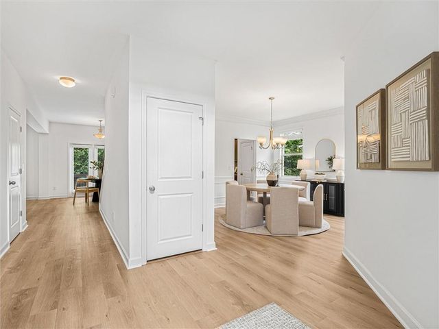 325 Cranbrooke Circle, Suwanee, GA 30024