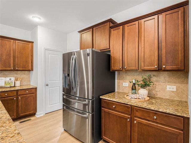 325 Cranbrooke Circle, Suwanee, GA 30024