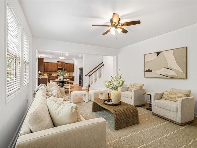 325 Cranbrooke Circle, Suwanee, GA 30024