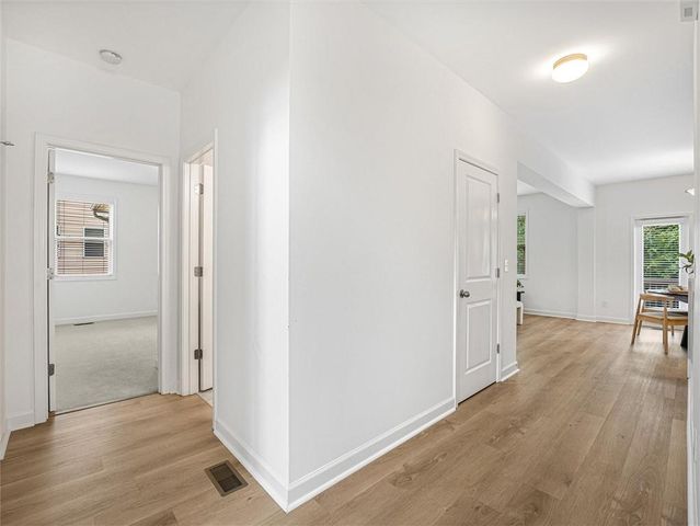 325 Cranbrooke Circle, Suwanee, GA 30024