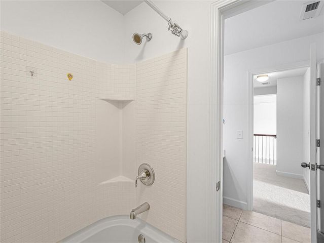 325 Cranbrooke Circle, Suwanee, GA 30024