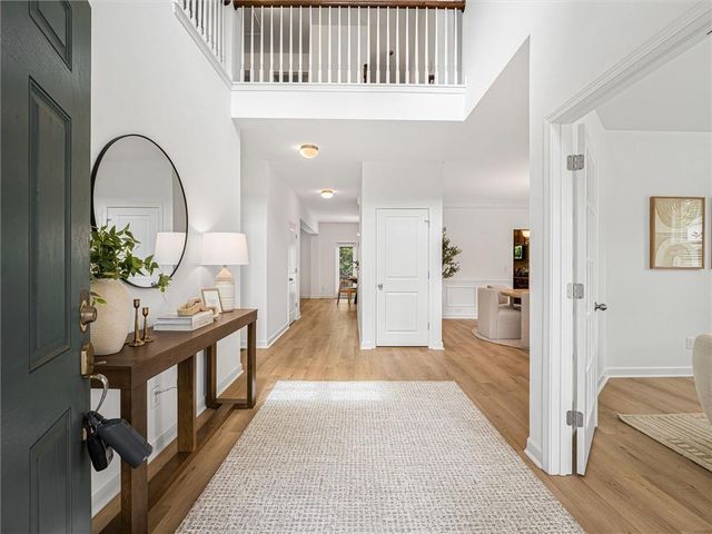 325 Cranbrooke Circle, Suwanee, GA 30024