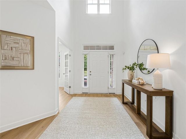 325 Cranbrooke Circle, Suwanee, GA 30024