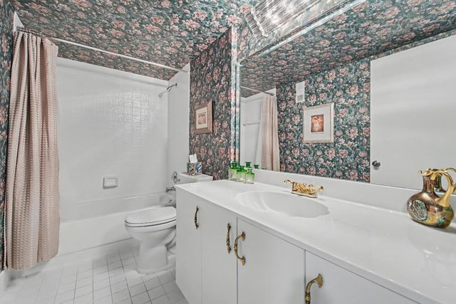 6112 Huntwick Terrace 307, Delray Beach, FL 33484