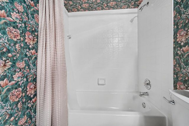 6112 Huntwick Terrace 307, Delray Beach, FL 33484