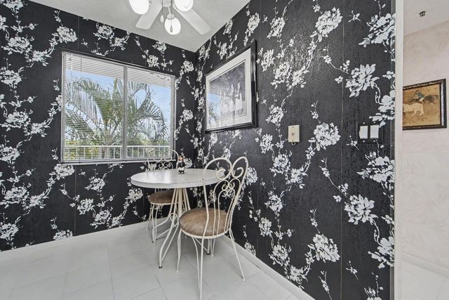 6112 Huntwick Terrace 307, Delray Beach, FL 33484