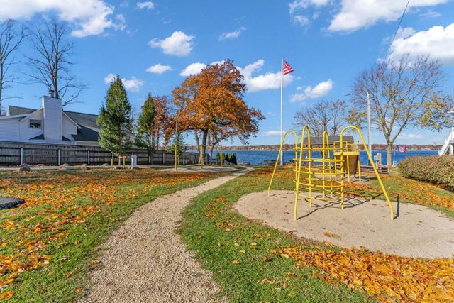 2800 Mabie STREET, Delavan, WI 53115