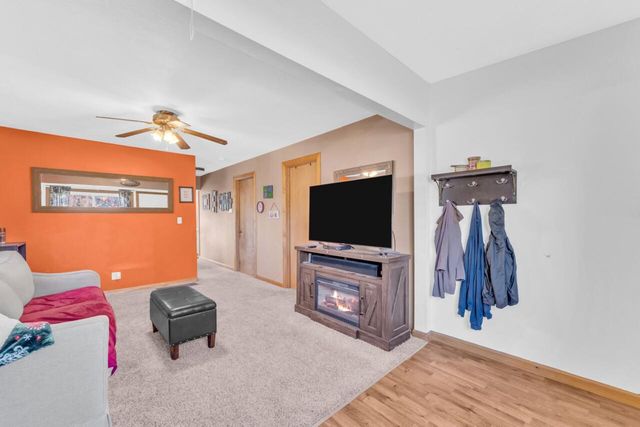 2800 Mabie STREET, Delavan, WI 53115