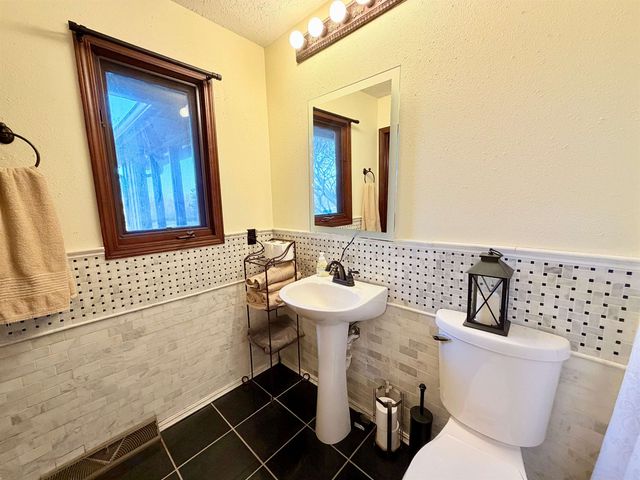 315 Mount Lebanon Road, Inman, SC 29349