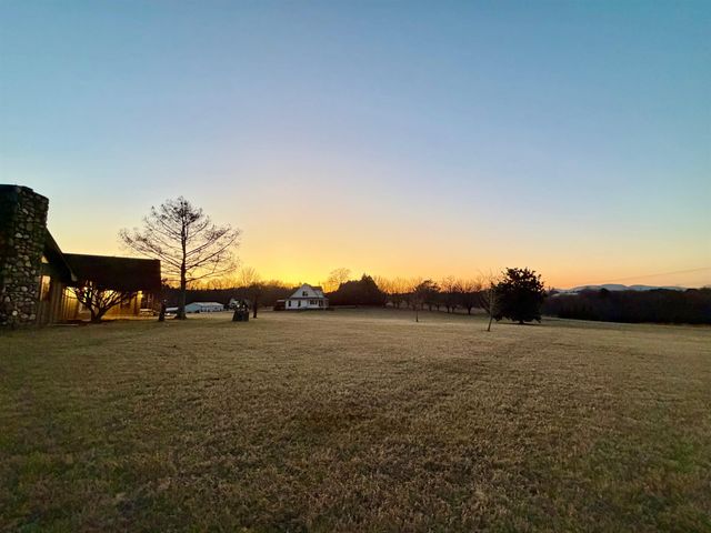 315 Mount Lebanon Road, Inman, SC 29349