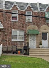 7213 OAKLAND ST, Philadelphia, PA 19149