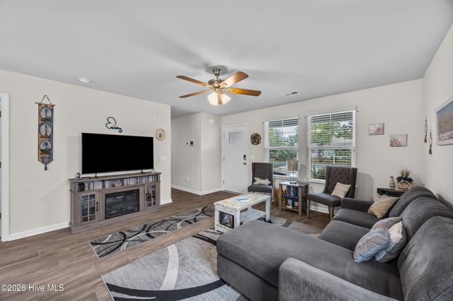 1732 Whispering Pine Street SW, Ocean Isle Beach, NC 28469