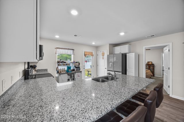 1732 Whispering Pine Street SW, Ocean Isle Beach, NC 28469