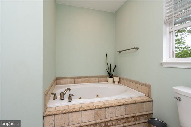 575 KNOLLWOOD RD, Severna Park, MD 21146