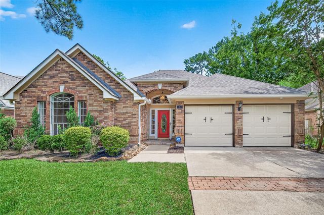 6 Skyland Place, The Woodlands, TX 77381