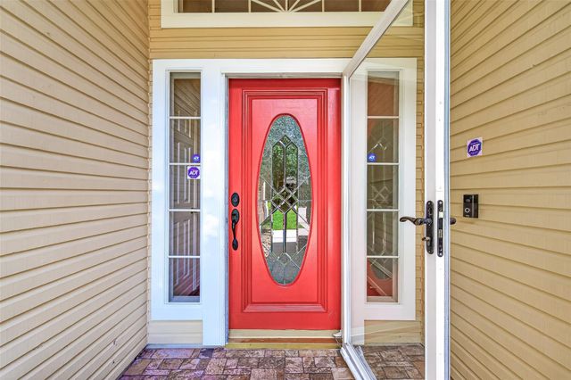 6 Skyland Place, The Woodlands, TX 77381