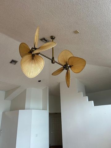 1030 Pine Branch Dr, Weston, FL 33326