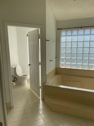 1030 Pine Branch Dr, Weston, FL 33326