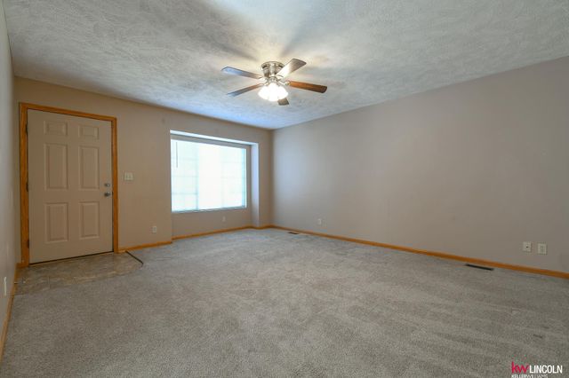 7238 Whitewater Lane, Lincoln, NE 68521