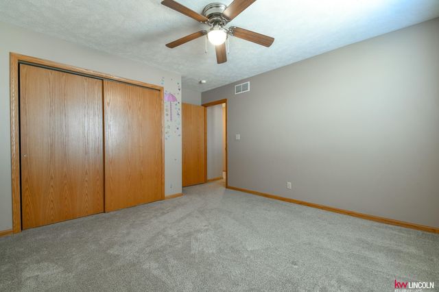 7238 Whitewater Lane, Lincoln, NE 68521