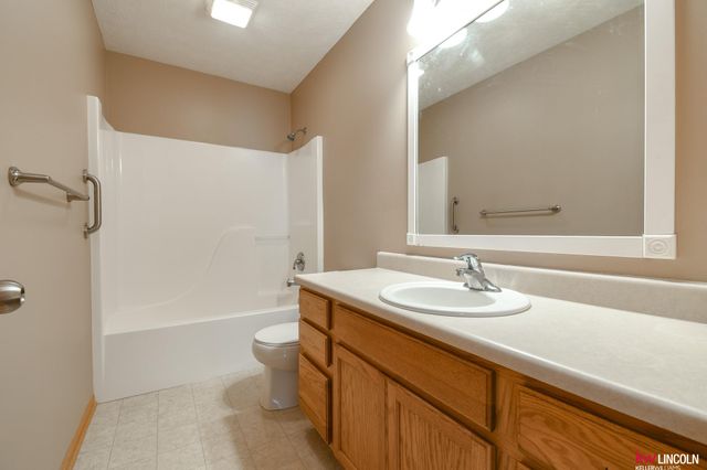 7238 Whitewater Lane, Lincoln, NE 68521