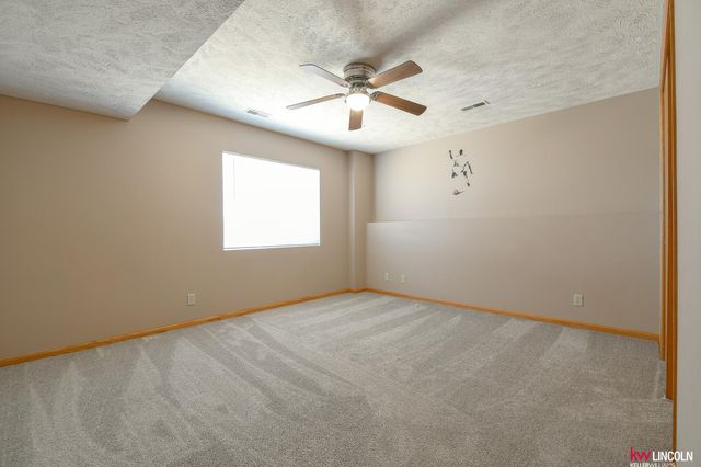 7238 Whitewater Lane, Lincoln, NE 68521