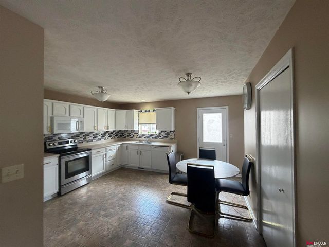 7238 Whitewater Lane, Lincoln, NE 68521