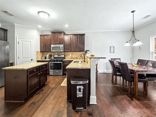 2015 Chapel Estates Lane, Dacula, GA 30019