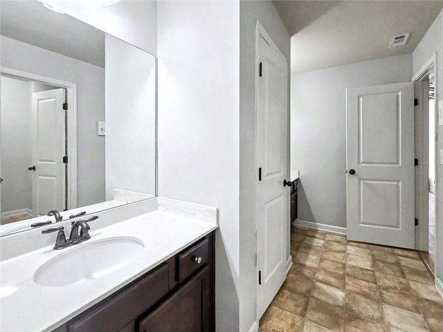 2015 Chapel Estates Lane, Dacula, GA 30019