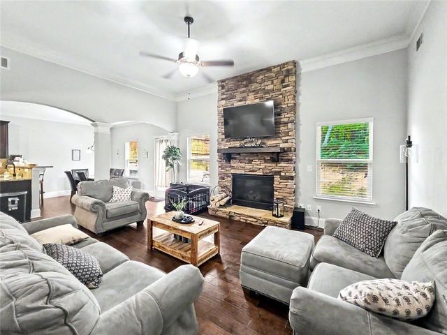 2015 Chapel Estates Lane, Dacula, GA 30019