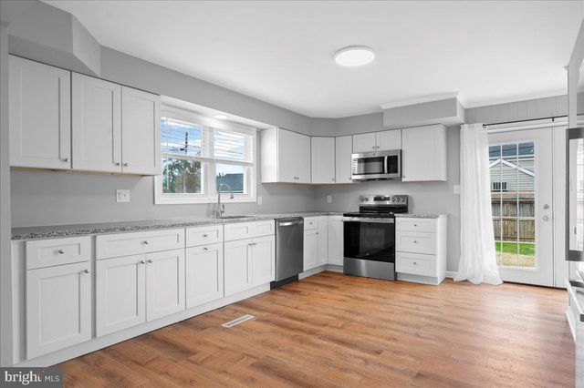 514 CENTERVILLE RD, Wilmington, DE 19808
