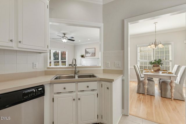 1702 Old London Way, Apex, NC 27523