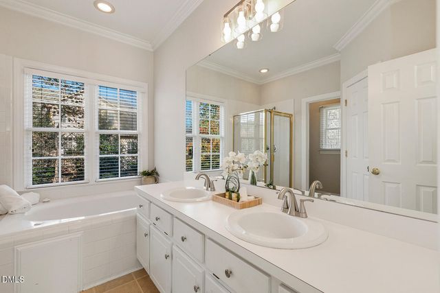 1702 Old London Way, Apex, NC 27523