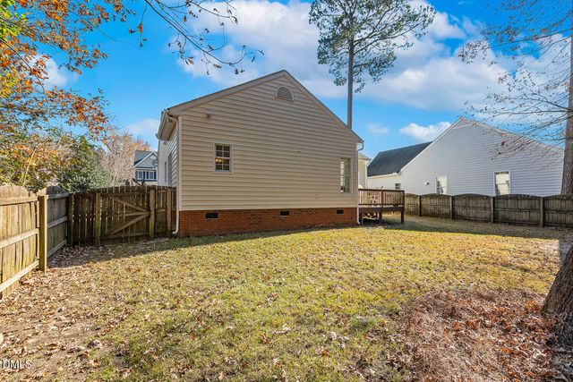 1702 Old London Way, Apex, NC 27523