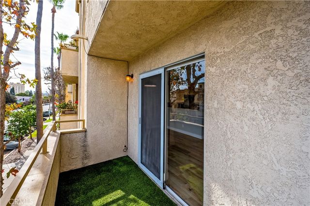 645 Chestnut, Long Beach, CA 90802