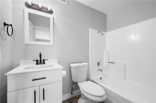 645 Chestnut, Long Beach, CA 90802