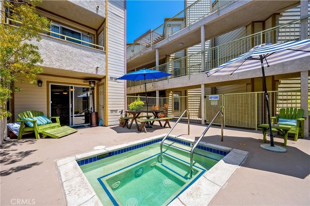 645 Chestnut, Long Beach, CA 90802