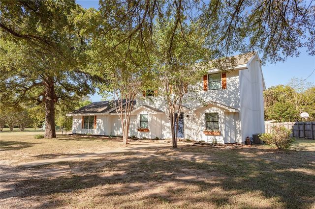 107 Spring Creek Street, Waco, TX 76705