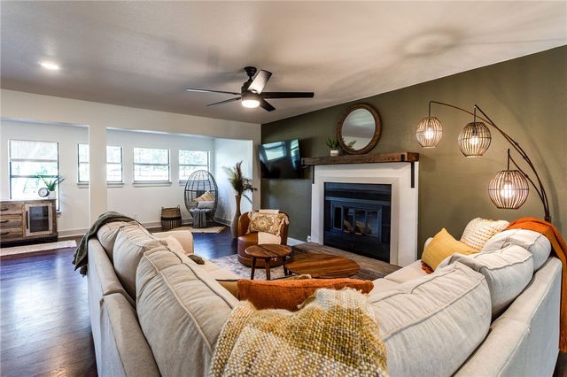 107 Spring Creek Street, Waco, TX 76705