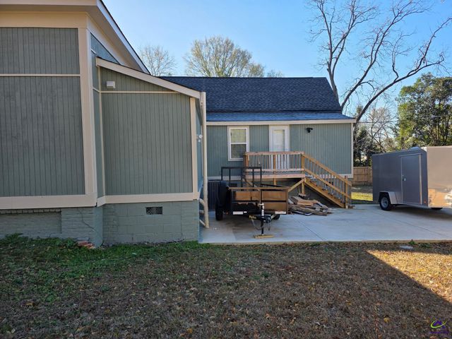 692 Center Street, Macon, GA 31217