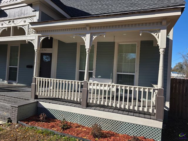 692 Center Street, Macon, GA 31217