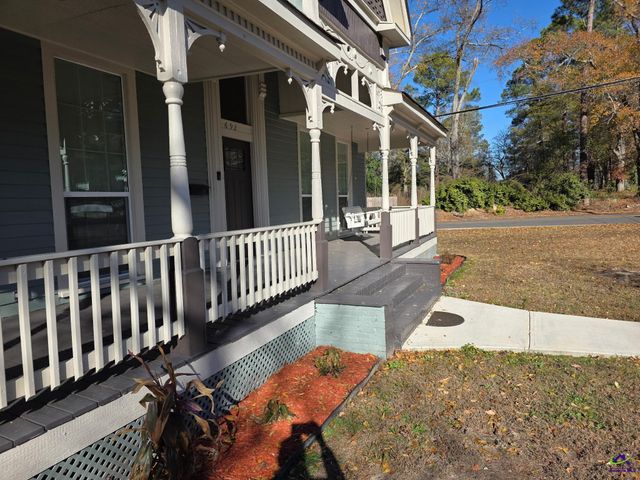 692 Center Street, Macon, GA 31217