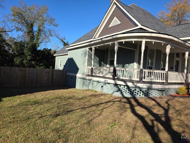 692 Center Street, Macon, GA 31217