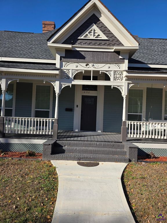 692 Center Street, Macon, GA 31217