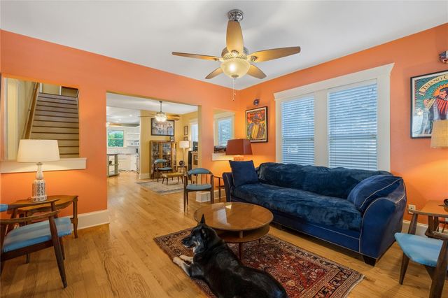 903 E 14th ST, Austin, TX 78702